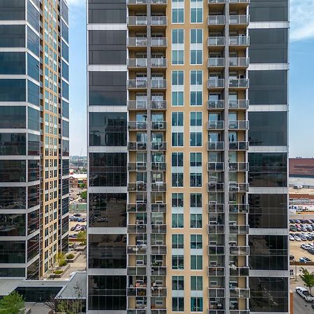 City Centre Retreat - 1Br Condo With Desk Калґарі Екстер'єр фото